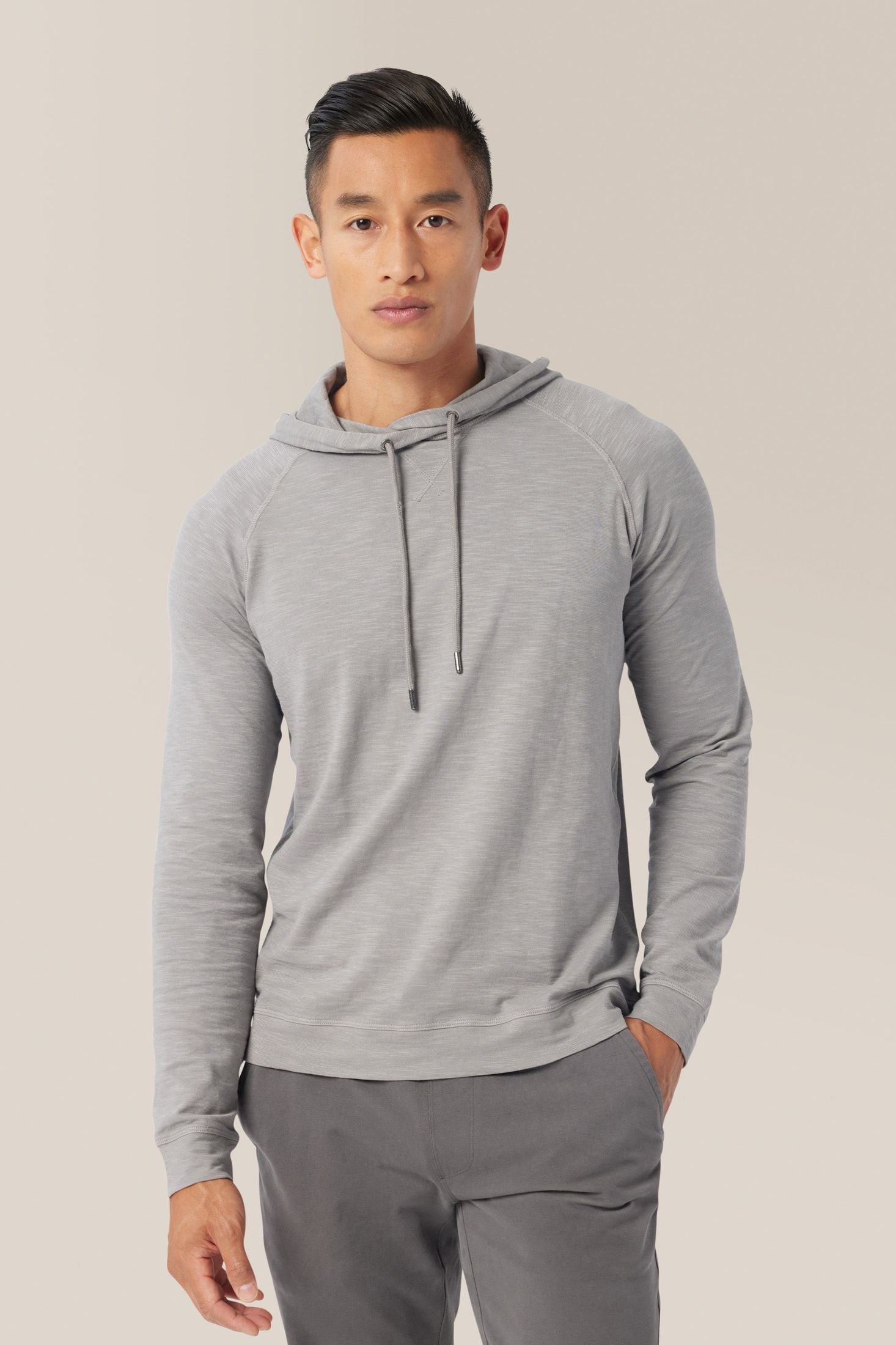 frost-grey_M_Vinh_all