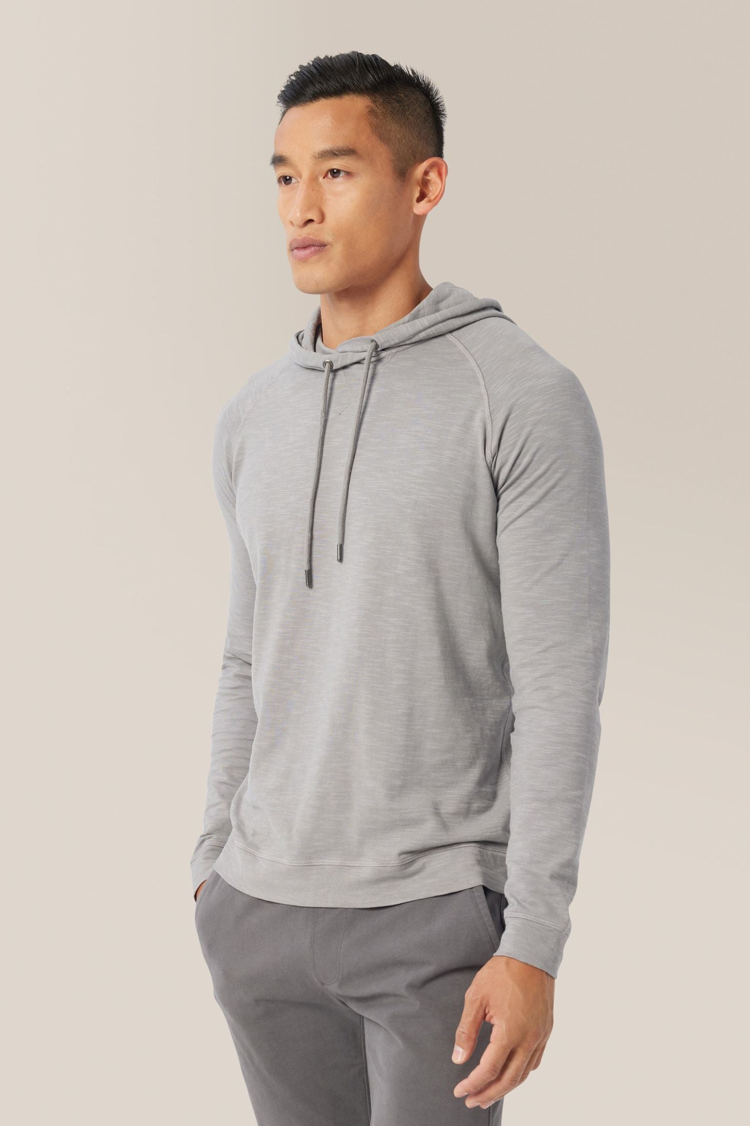 frost-grey_M_Vinh_all