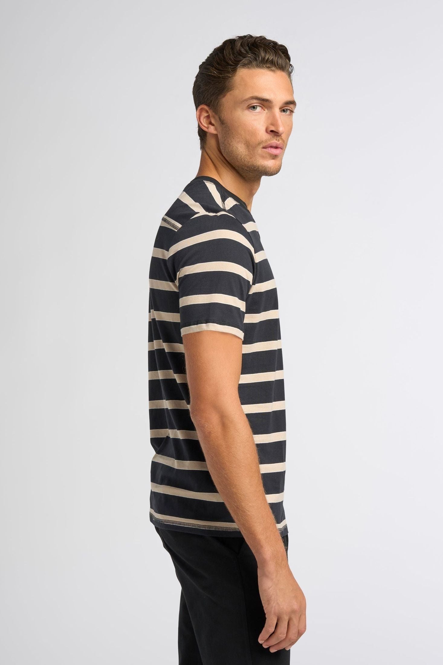 black-peyote-stripe_M_Harvey_all